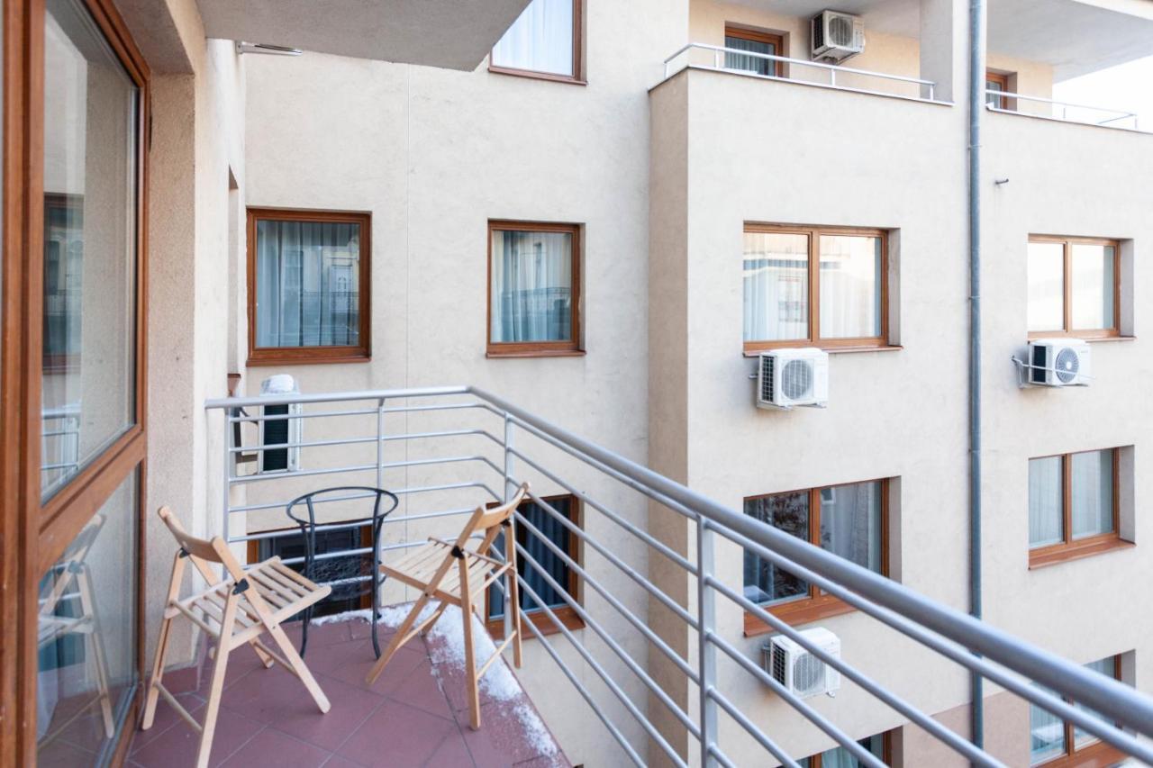 Corvin Plaza Apartments & Suites Budapest Luaran gambar